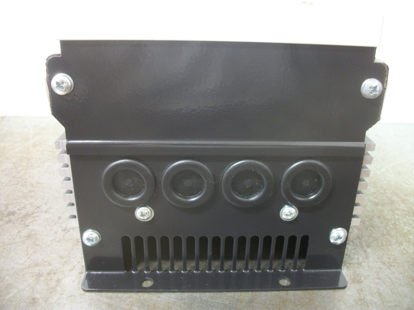 ABB DYNAMIC BRAKE CHOPPER R2/R3 NBRA-653 500VOLT 22 RMIN 22OHM 29AMP NIB