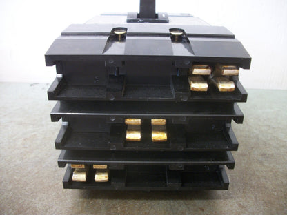 SQUARE D I-LINE KA CIRCUIT BREAKER KA36200 200AMP 600VOLT 3POLE GRAY