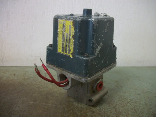 PARKER-HANNIFIN PNEUMATIC SOLENOID VALVE CWJ1-25 115VCOIL 13W 150PSI NOB