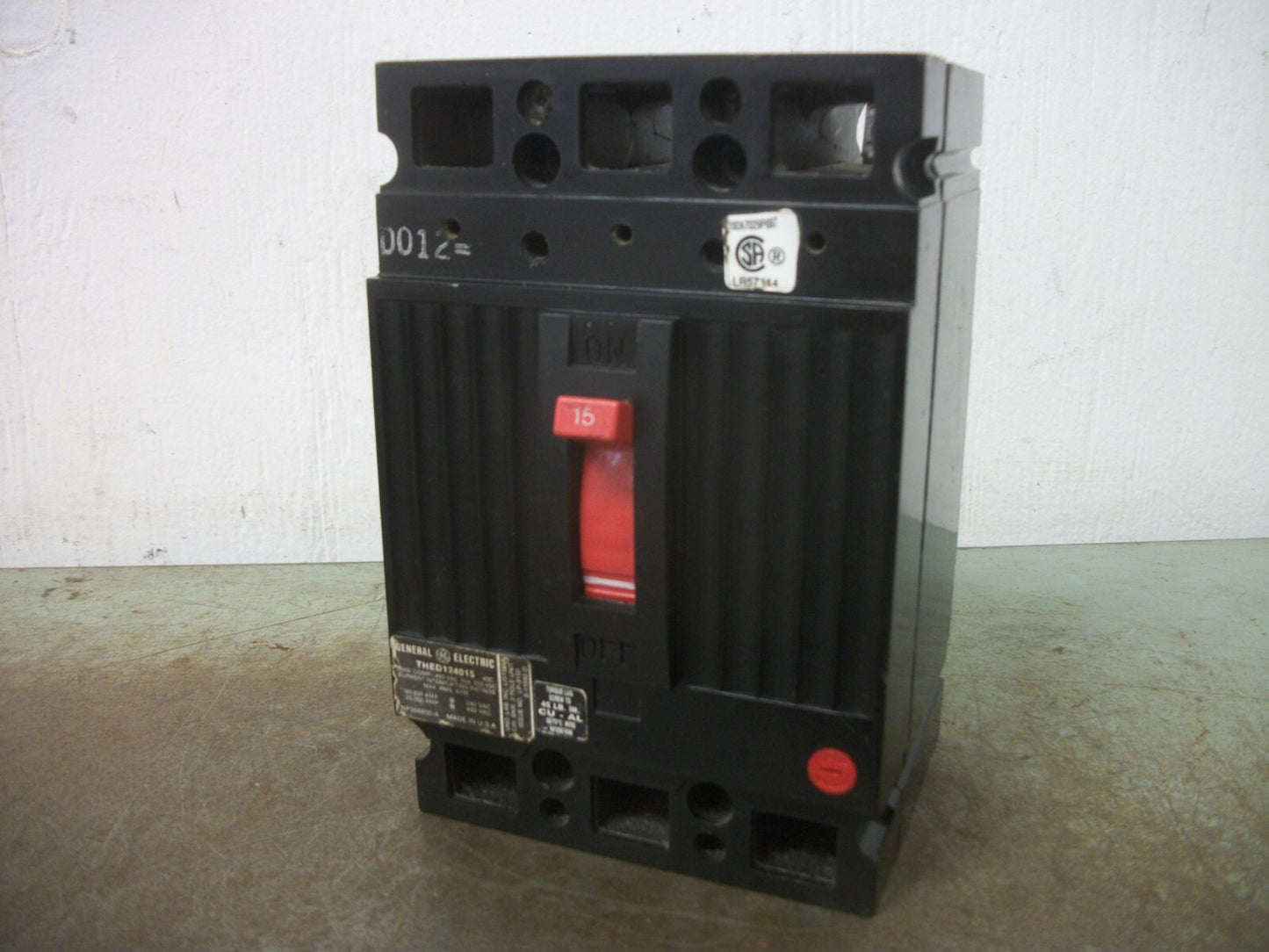 GE THED CIRCUIT BREAKER THED124015 15AMP 480VOLT 2POLE BLACK