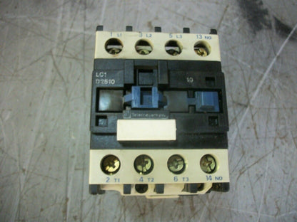 TELEMECANIQUE CONTACTOR LC1D2510K7 40AMP 100VCOIL 3PH 600V 20HP