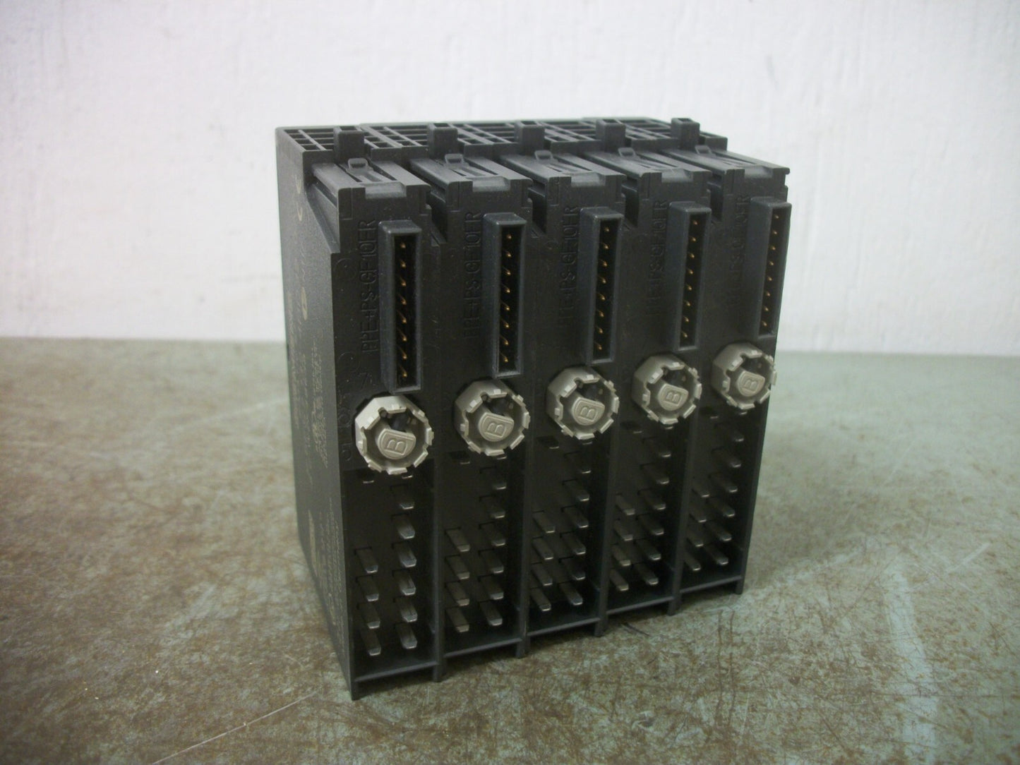 SIEMENS LOT OF 5 SIMATIC S7 DIGITAL OUTPUT MODULES 6ES7 132-4BD32-0AA0