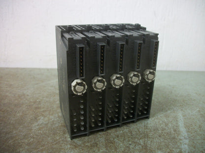 SIEMENS LOT OF 5 SIMATIC S7 DIGITAL OUTPUT MODULES 6ES7 132-4BD32-0AA0