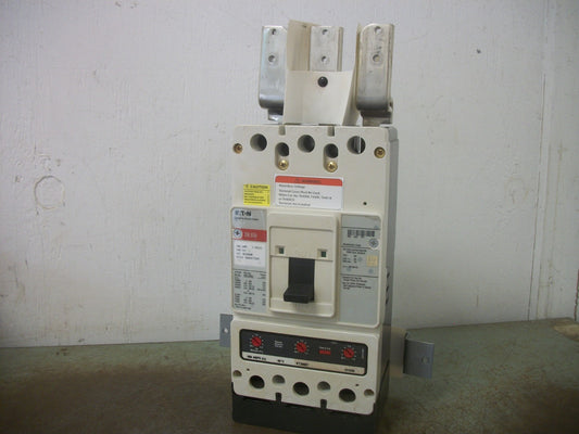 CUTLER-HAMMER DK CIRCUIT BREAKER DK3400W 400AMP 240VOLT 3POLE RED W/400A TRIP HW