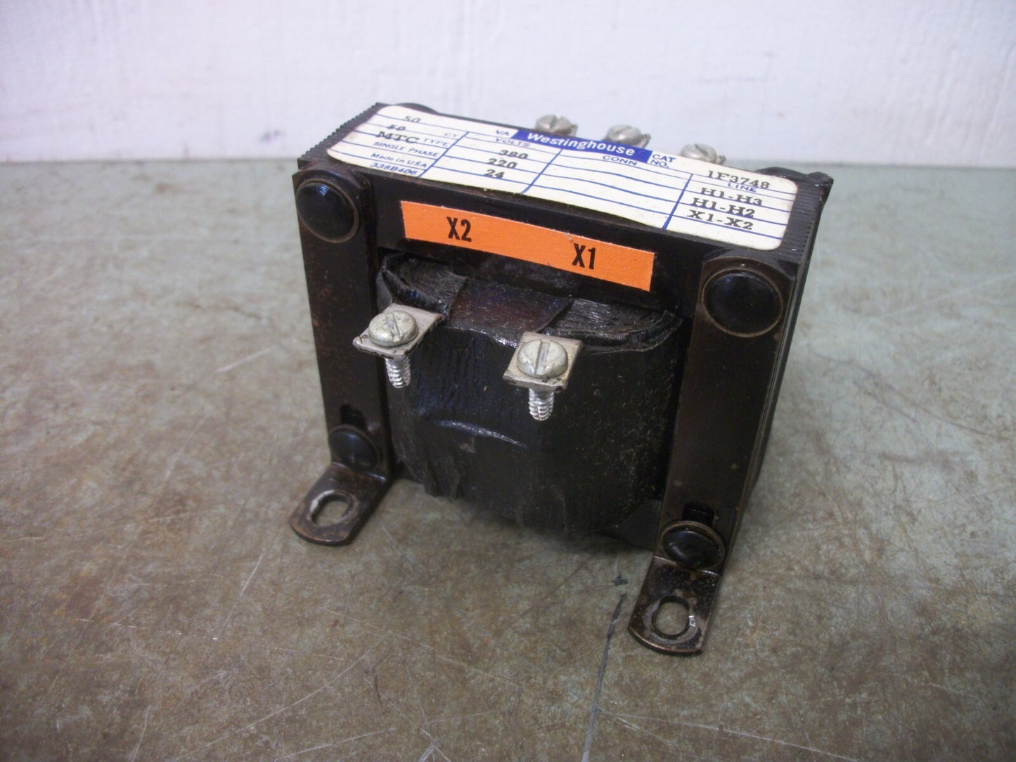 WESTINGHOUSE 50VA 1PH TRANSFORMER 1F3748 HV 380X220 LV 24 NOB