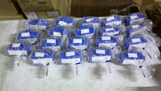 BAPI LOT OF 19 DUCT TEMPERATURE SENSORS 93082398 THERMISTOR 10K NEW