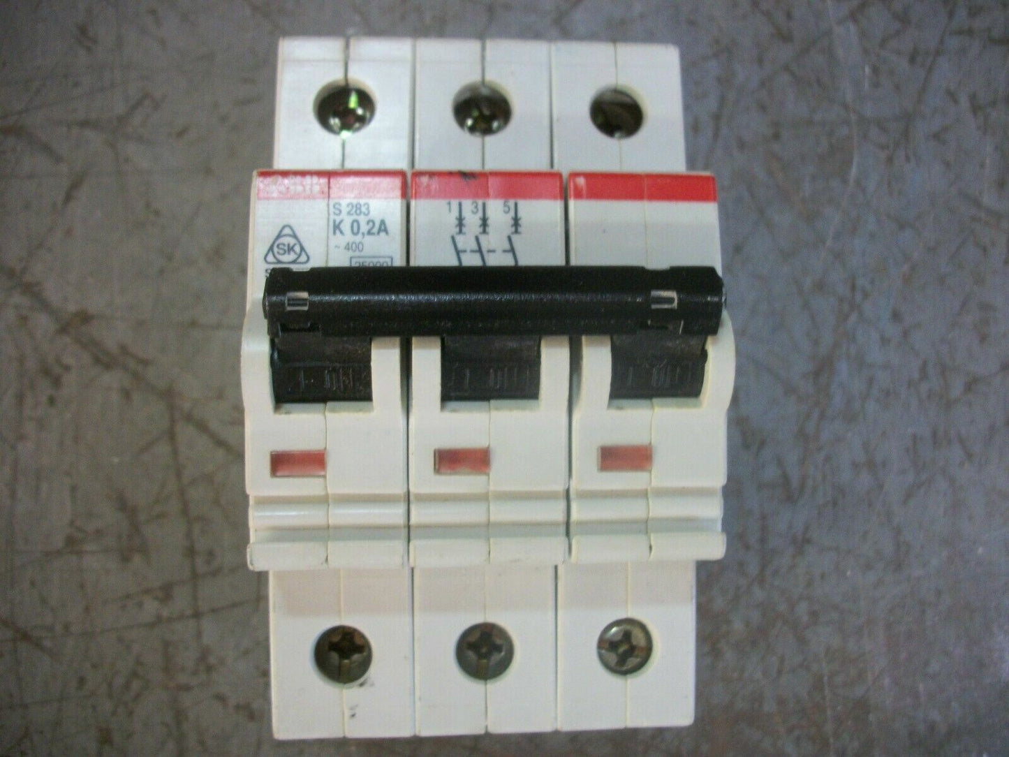 ABB MINI CIRCUIT BREAKER S283K0,2A 0.2AMP 400VOLT 3POLE
