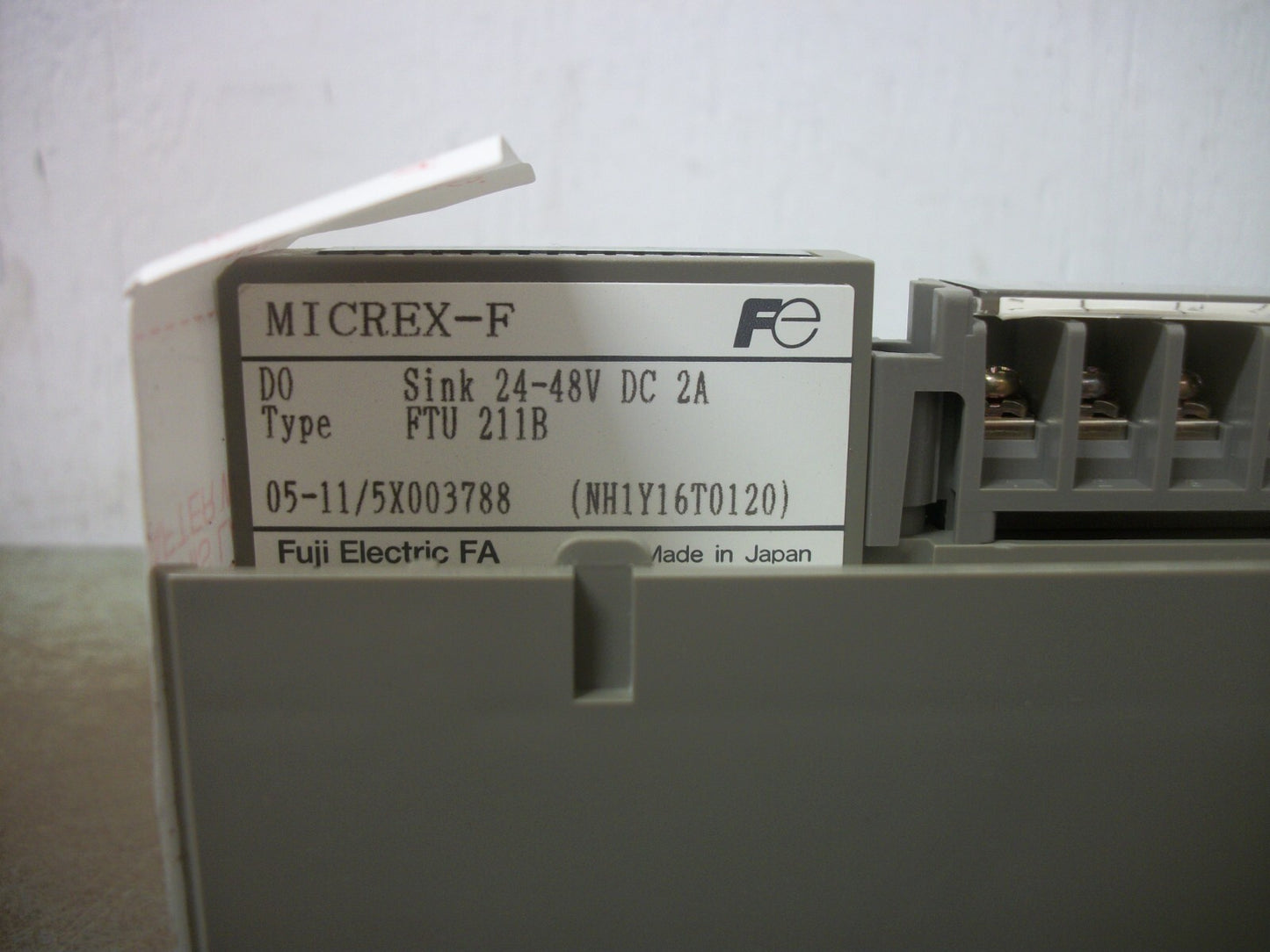 FUJI MICREX-F 16-POINT DIGITAL OUTPUT MODULE FTU211B 24-48VOLT NIB