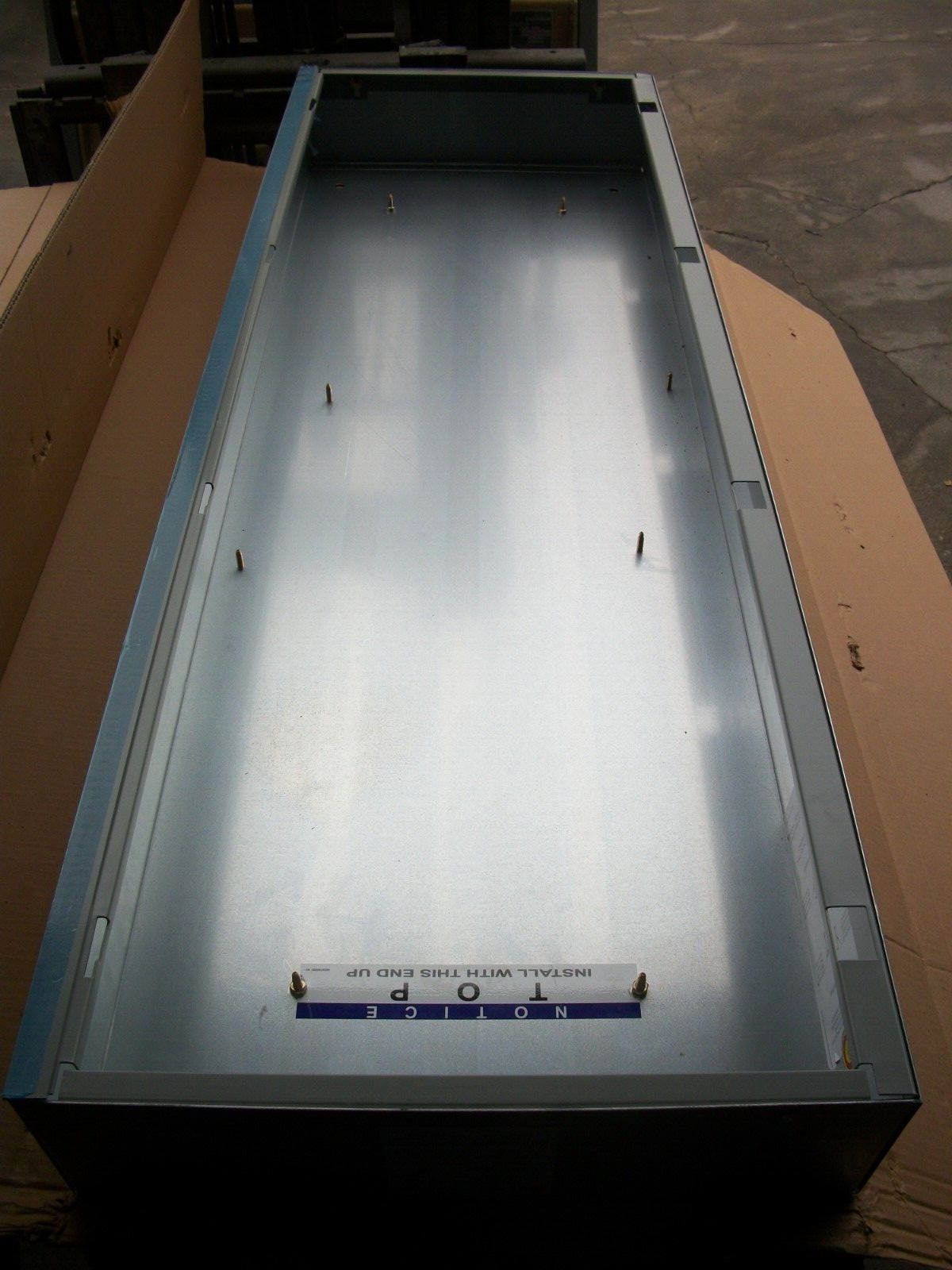 CUTLER-HAMMER PRL1A PANELBOARD 60H X 20W ENCLOSURE ONLY EZB2060R NIB