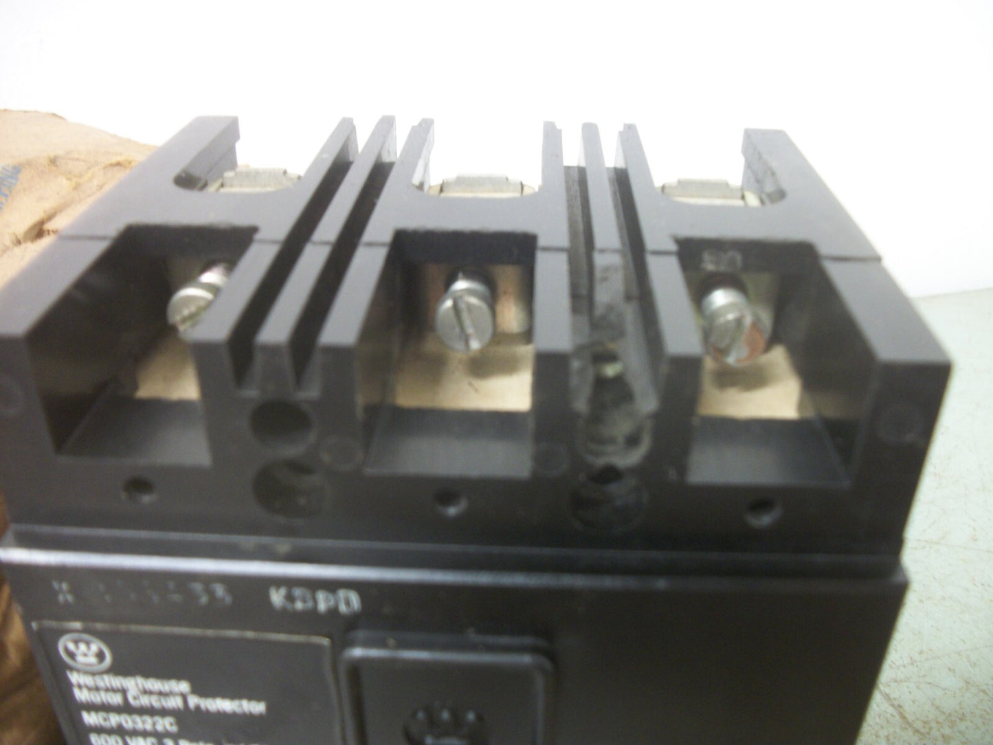 WESTINGHOUSE MCP CIRCUIT BREAKER MCP0322C 3AMP 600VOLT 3POLE NIB CHIPPED