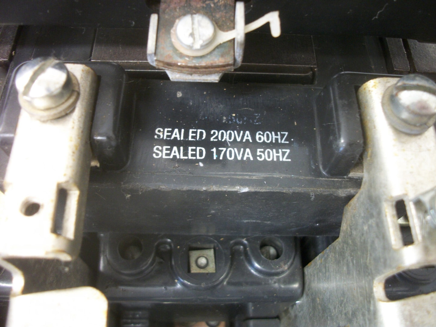 GE SIZE 5 CONTACTOR CR305G104BTD 270AMP 480VCOIL 3PH 600V 200HP