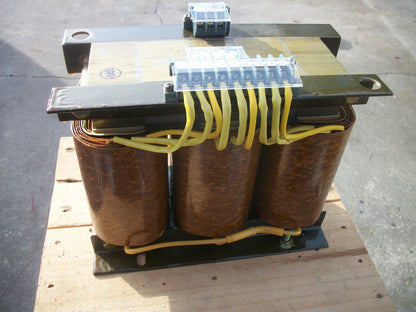 FUJI 2KVA 3PH TRANSFORMER 3STD-2KA HV 440X480 LV 200 NEW