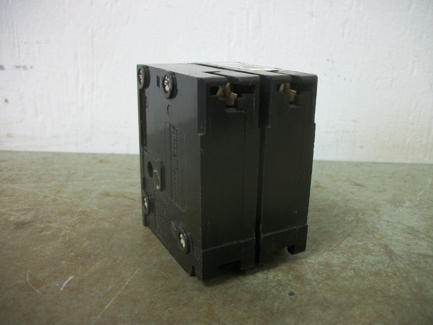 CUTLER-HAMMER BR CIRCUIT BREAKER BR245 45AMP 240VOLT 2POLE