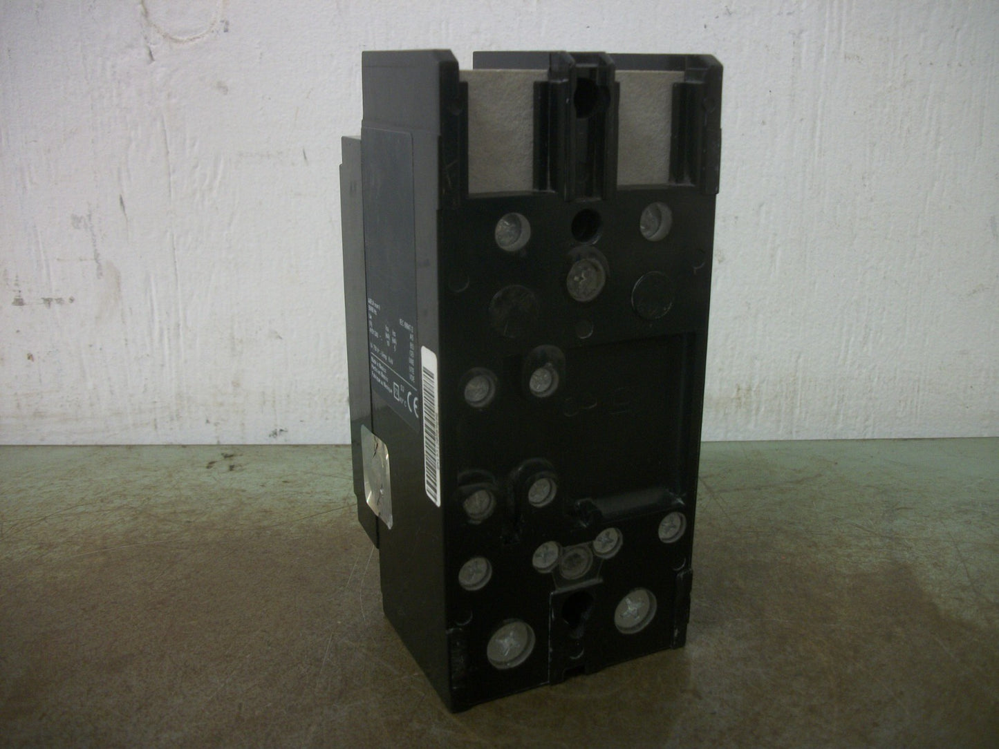 SQUARE D POWERPACT QD CIRCUIT BREAKER QDL22200 200AMP 240VOLT 2POLE