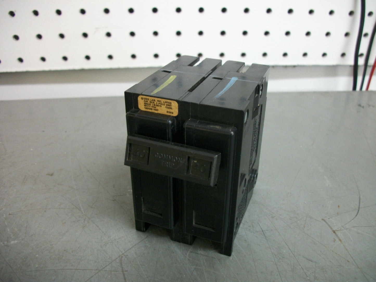GENERAL SWITCH GA CIRCUIT BREAKER GA240 40AMP 240VOLT 2POLE OLD