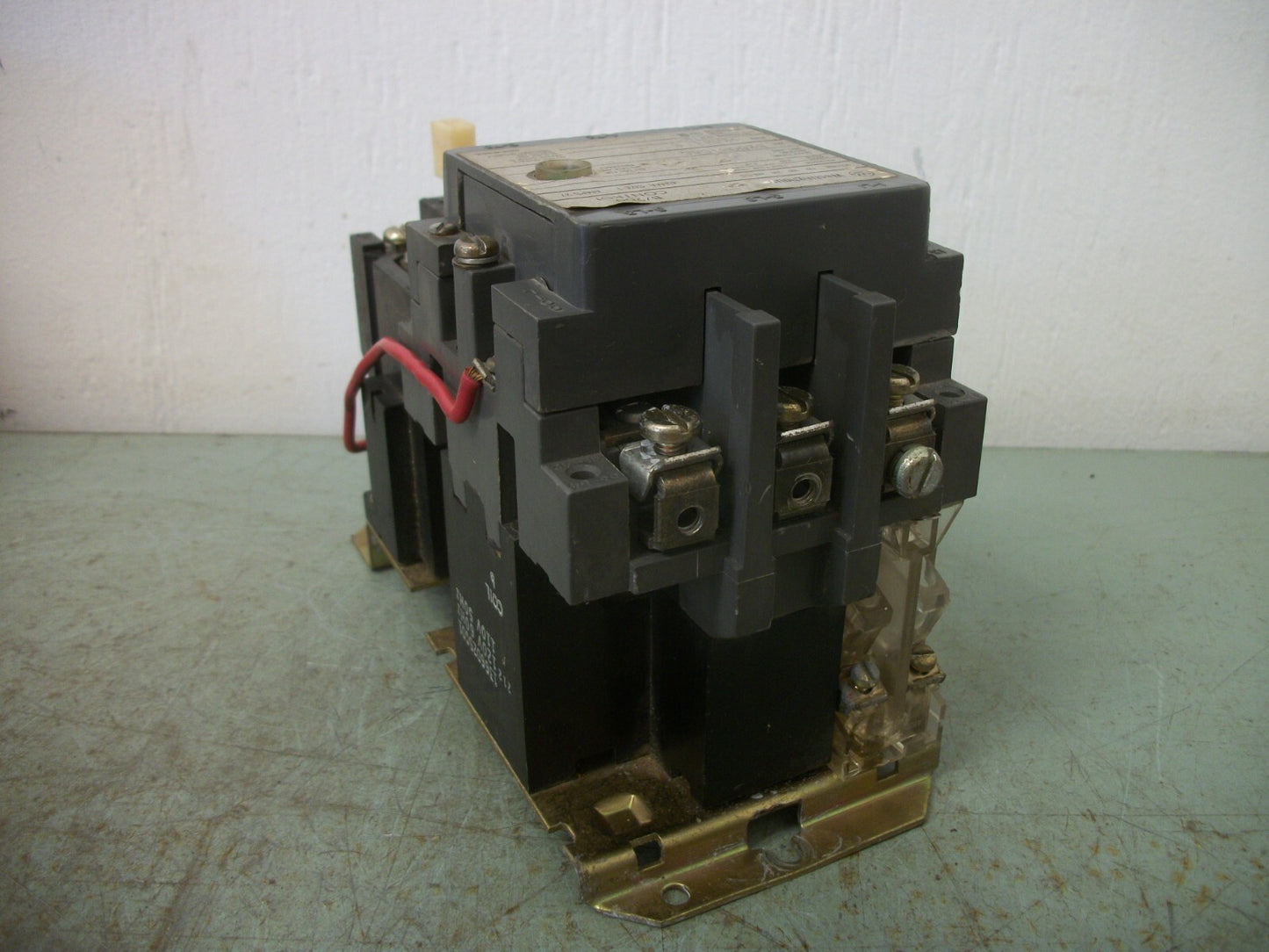 WESTINGHOUSE B/200 CONTROL SIZE 1 MOTOR STARTER B200M1CAC 120VCOIL 3PH 600V 10HP