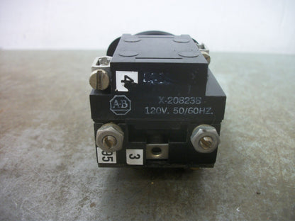 ALLEN-BRADLEY RED ILLUMINATED MOMENTARY PUSHBUTTON 800T-PT16A 120V