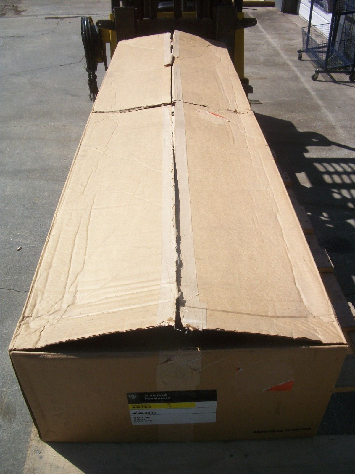 GE A-SERIES 77" H X 20.5" W PANELBOARD ENCLOSURE ONLY TYPE 3R,12 AB763 NIB