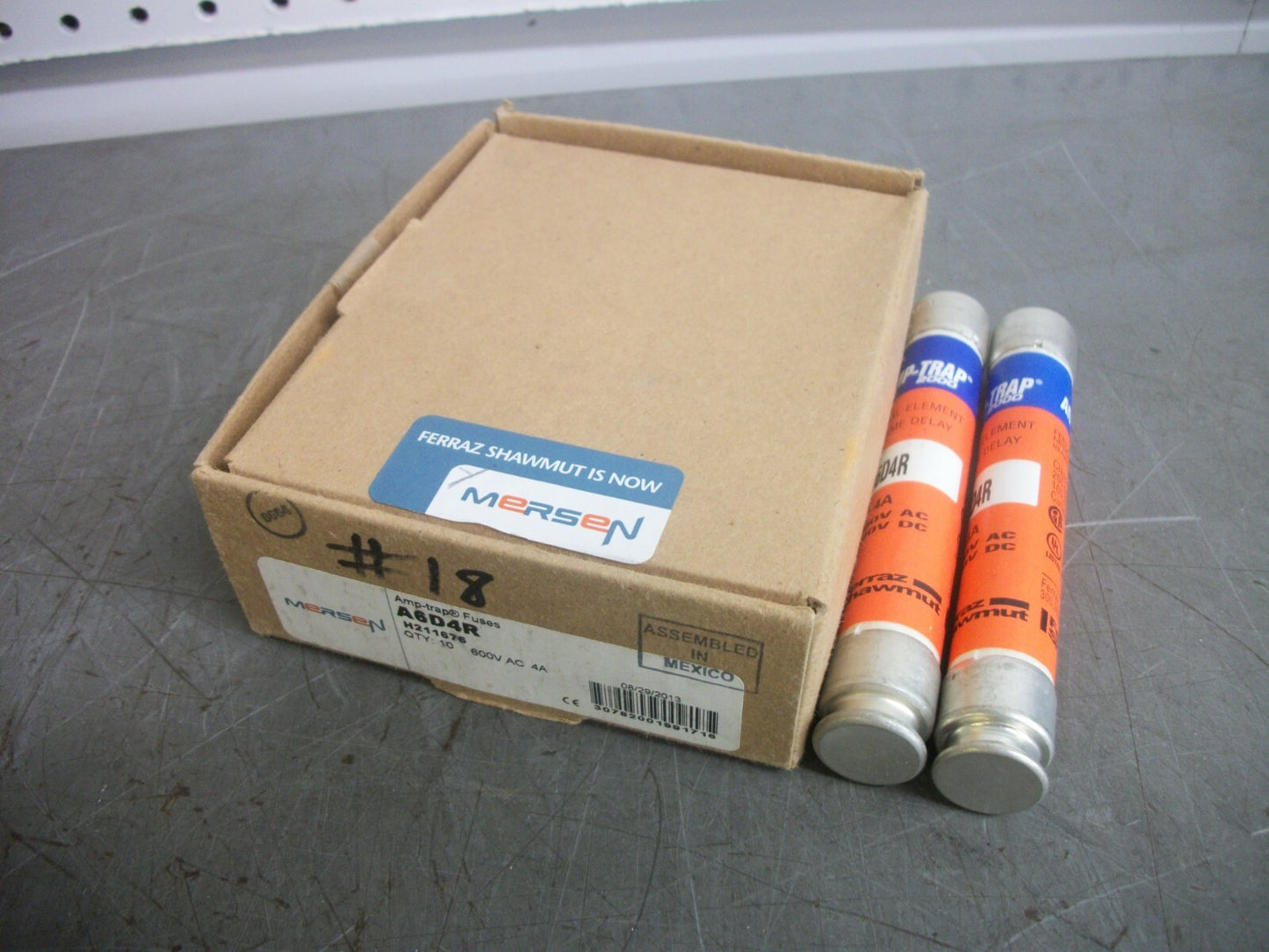 FERRAZ-SHAWMUT BOX OF 2 AMP-TRAP FUSES A6D4R 4AMP 600VOLT NIB