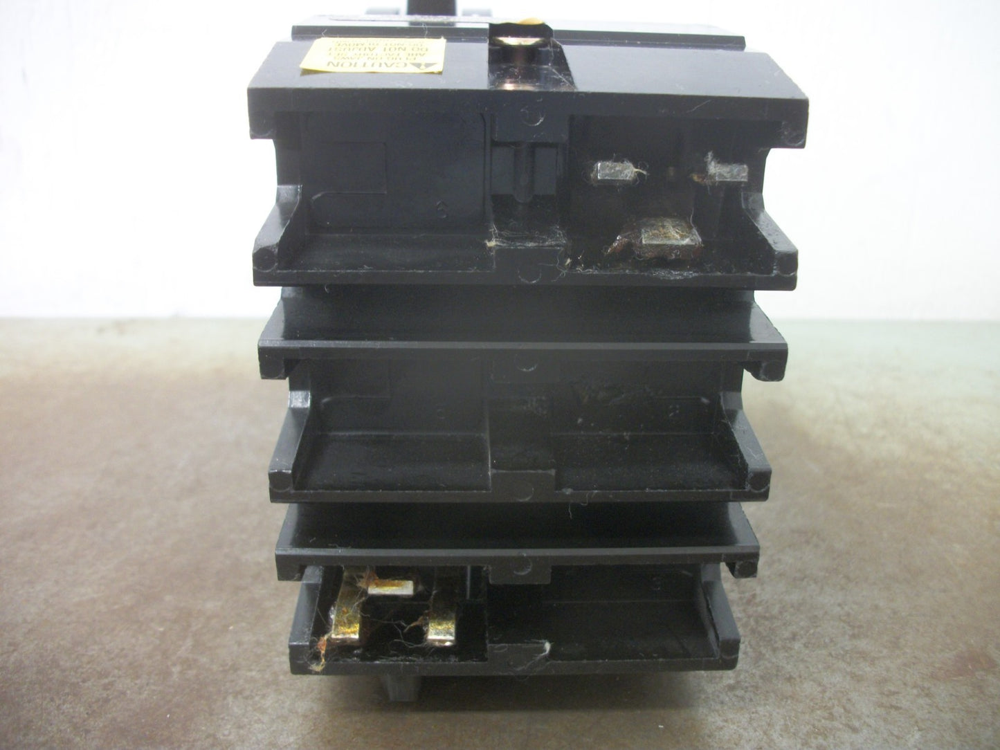 SQUARE D I-LINE FA CIRCUIT BREAKER FA24020AC 20AMP 480VOLT 2POLE GRAY