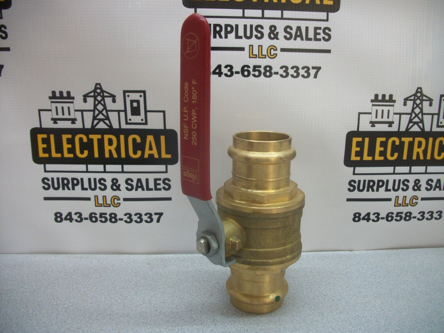 VIEGA 1-1/2" BALL VALVE 250 CWP 600 WOG YRW NEW