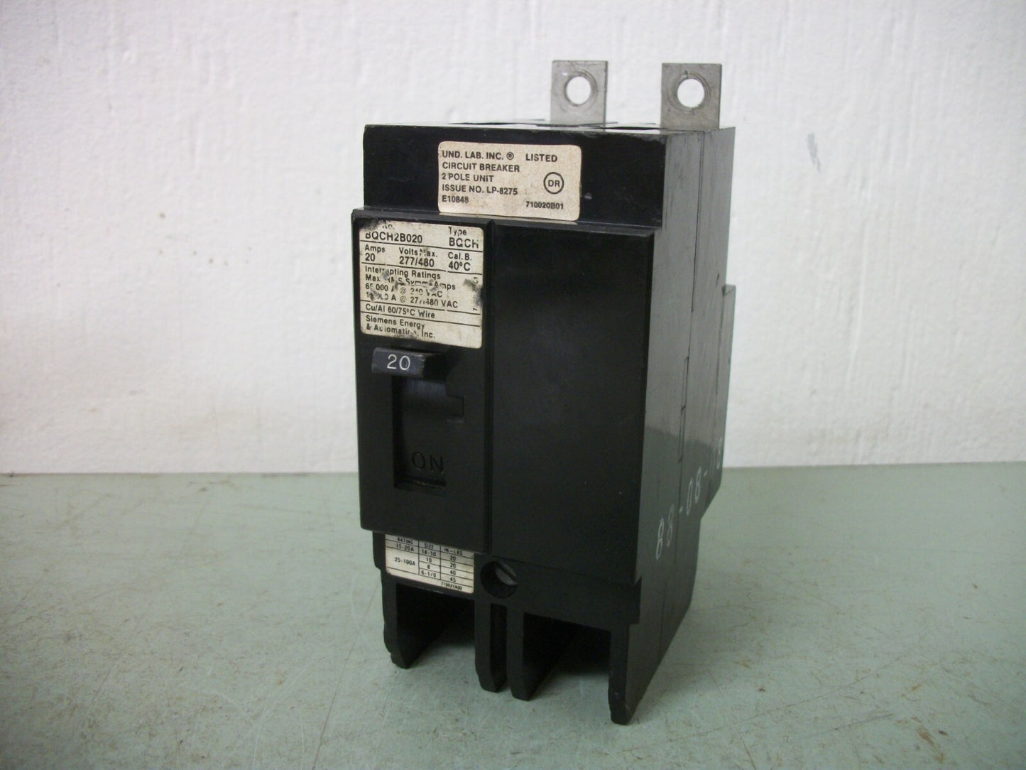 SIEMENS BQCH CIRCUIT BREAKER BQCH2B020 20AMP 480VOLT 2POLE