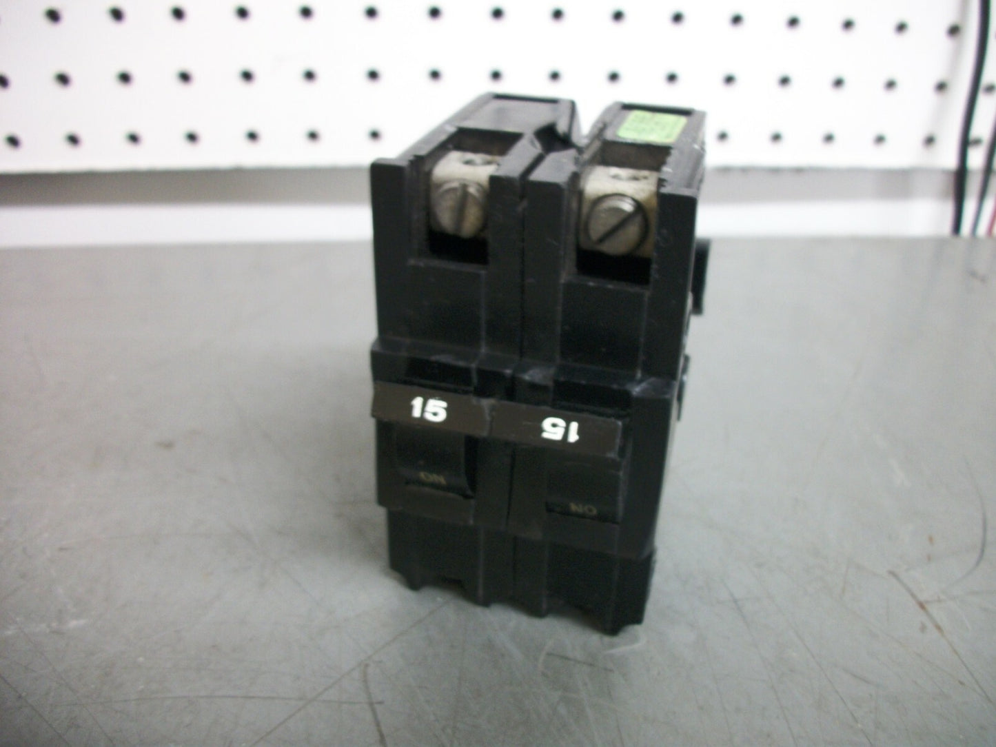 FEDERAL PACIFIC NB CIRCUIT BREAKER NB215 15AMP 240VOLT 2POLE