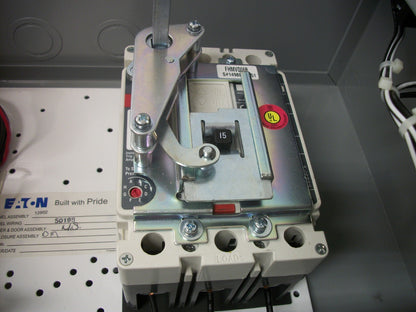 CUTLER-HAMMER STARTER COMBO TYPE 1 XTCE009B10 120VCOIL 15A BREAKER