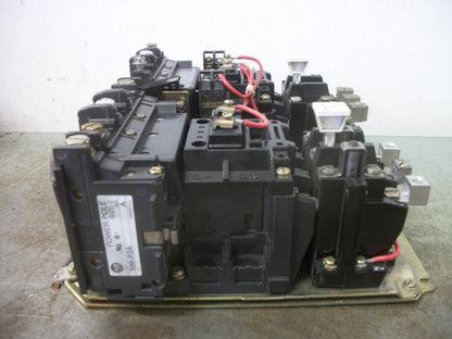 ALLEN-BRADLEY TWO-SPEED SIZE 2 MOTOR STARTER 520F-COD 120VCOIL 3PH 600V 25HP