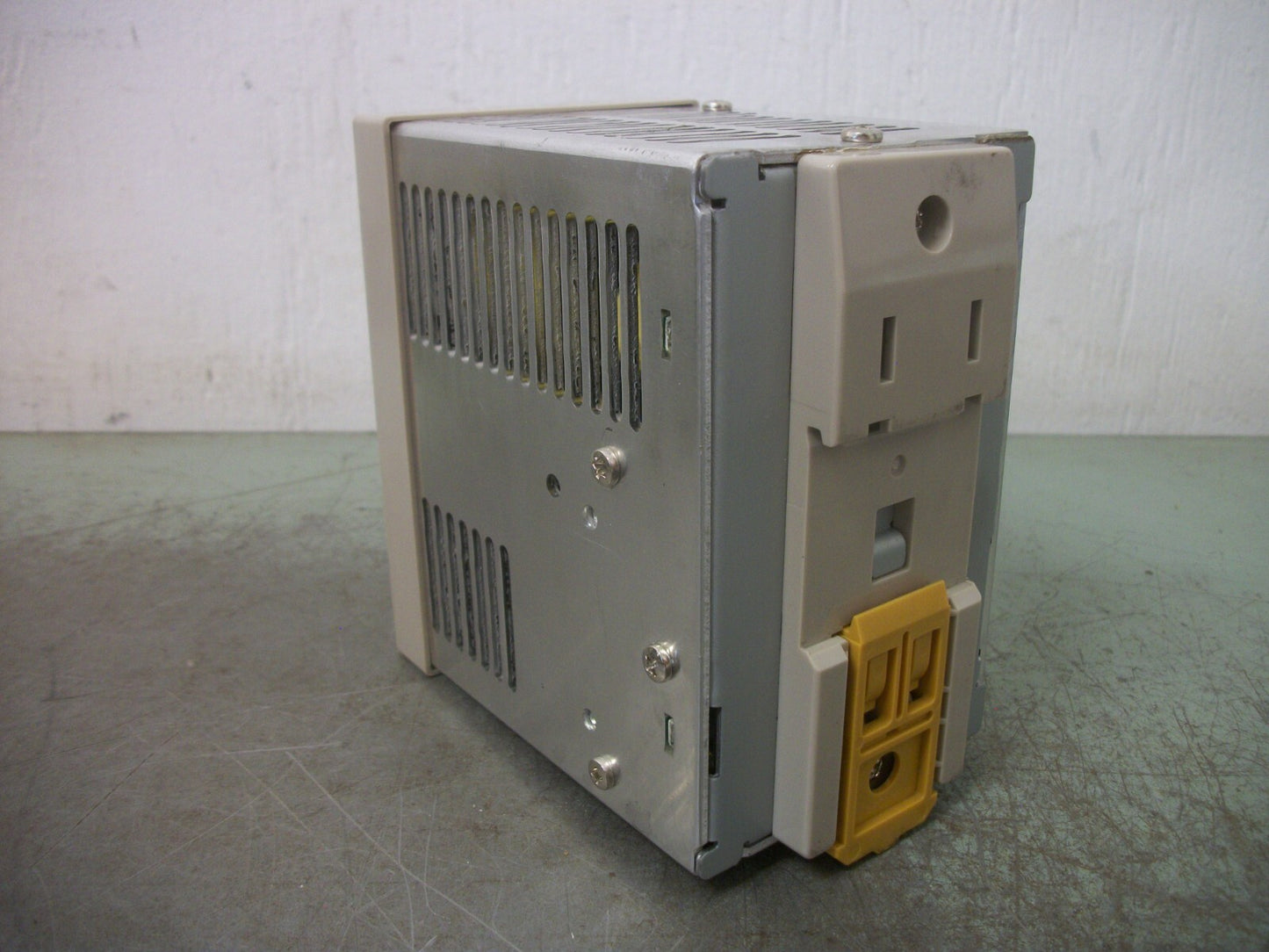OMRON PLC POWER SUPPLY S8VS-18024