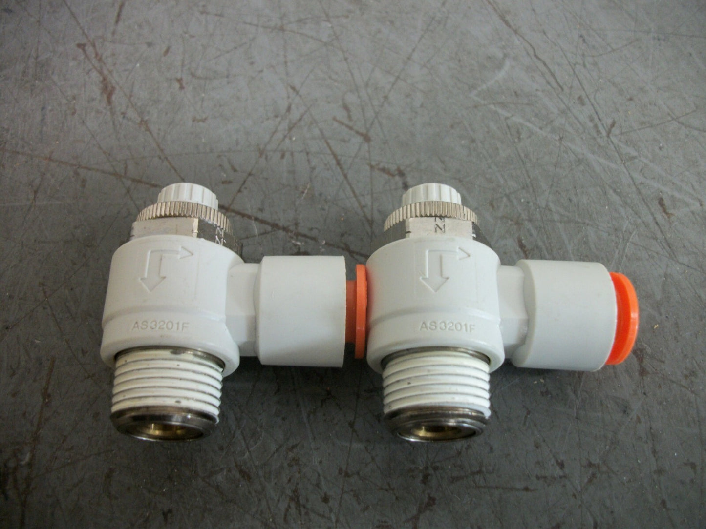 SMC LOT OF 2 3/8" PUSH TO CONNECT SPEED CONTROL VALVES AS3201F NOB