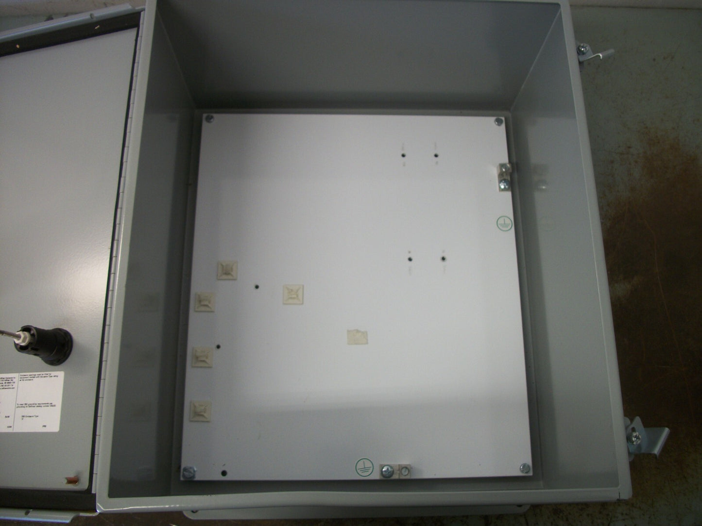 HOFFMAN 16 X 14 X 8 ENCLOSURE TYPE 12,13 A16148CH