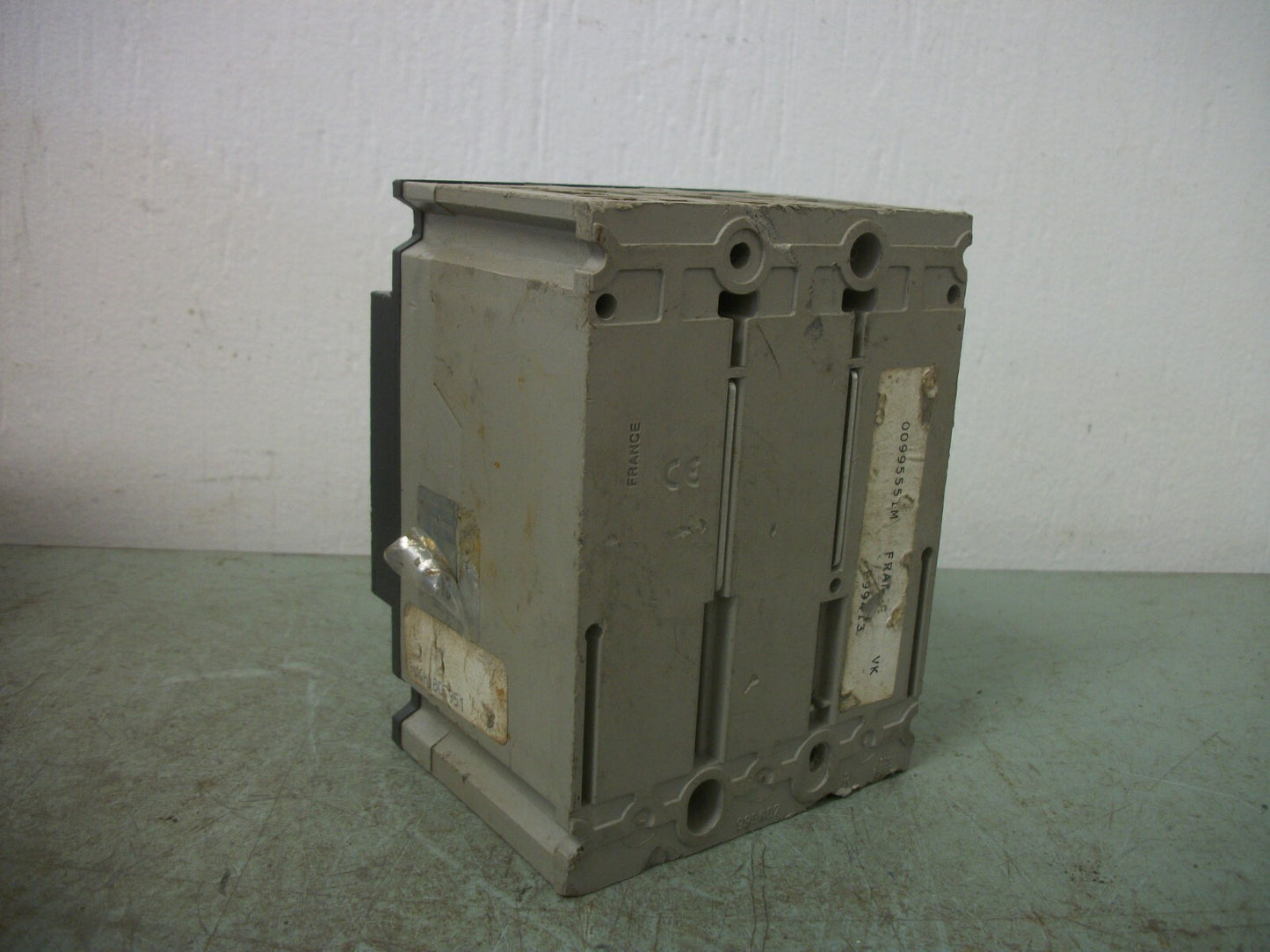 SQUARE D POWERPACT GJL CIRCUIT BREAKER GJL36050M05 50AMP 600VOLT 3POLE