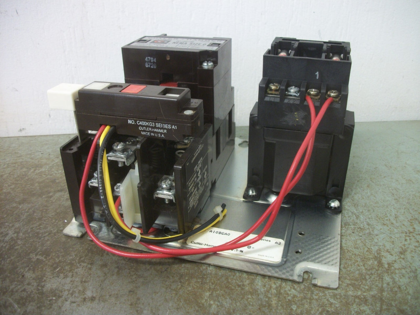 CUTLER-HAMMER SIZE 0 MOTOR STARTER A10BN0 A10BGA0 120VCOIL 3PH 600V 5HP