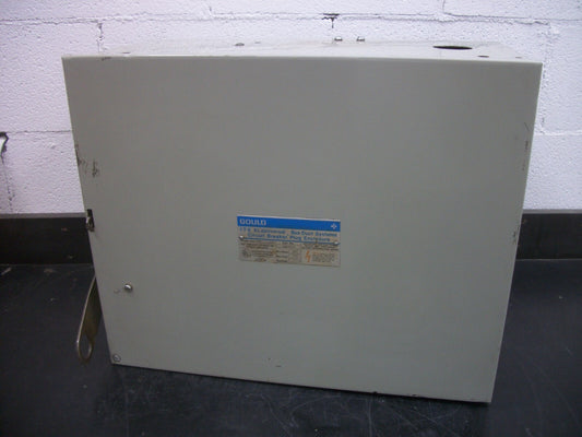 SIEMENS ITE XL CIRCUIT BREAKER BUS PLUG U6C4400 400AMP 600VOLT 3PH W/200A BREAK