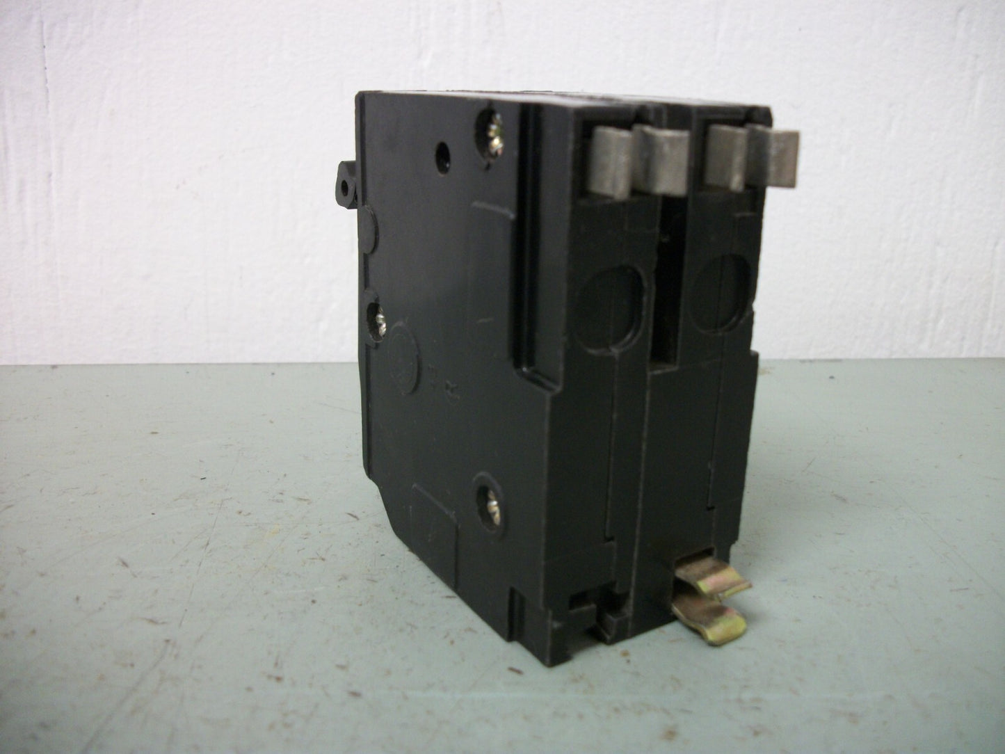 SQUARE D QO CIRCUIT BREAKER QO230 30AMP 240VOLT 2POLE OLD