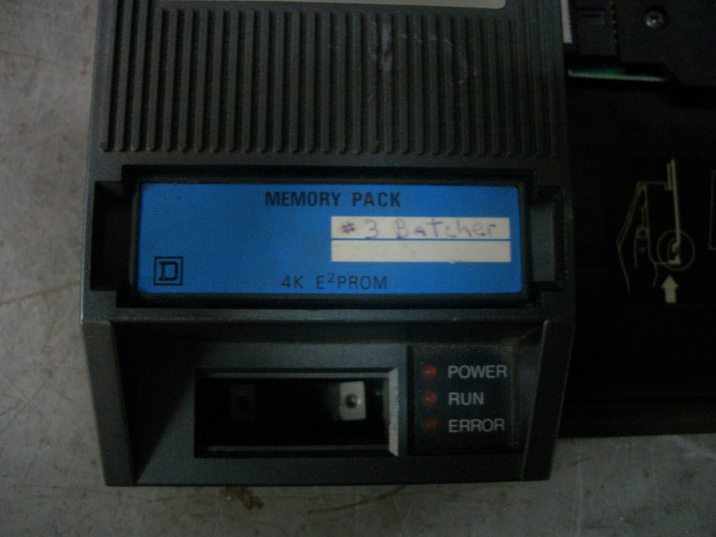 SQUARE D SY/MAX MODEL 50 PLC UNIT 8005CP50 W/4K E2PROM