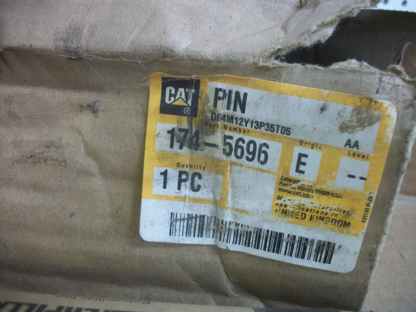 CAT PIN 174-5696 NIB