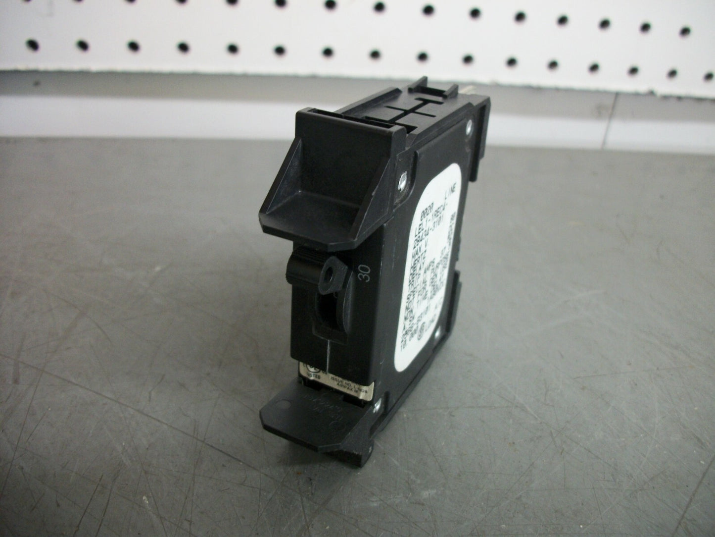 AIRPAX CIRCUIT BREAKER LEL1-1REC4-28434-3101 30AMP 80VOLT 1POLE