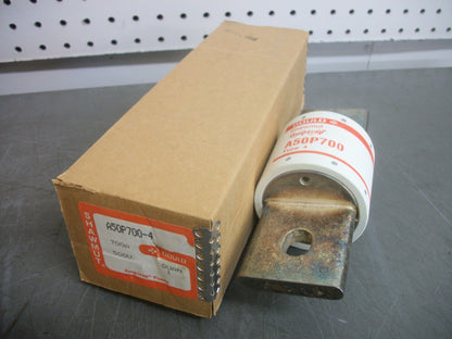 GOULD SHAWMUT AMP-TRAP SEMICONDUCTOR FUSE A50P700-4 700AMP 500VOLT NIB