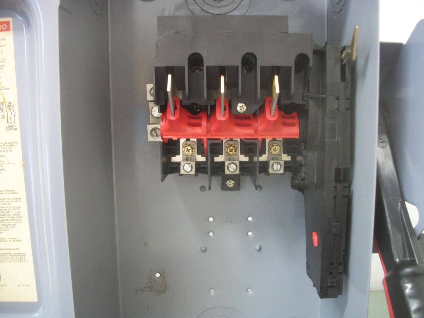 SQUARE D DISCONNECT TYPE 1 HU362 60AMP 600VOLT 3POLE NON-FUSIBLE