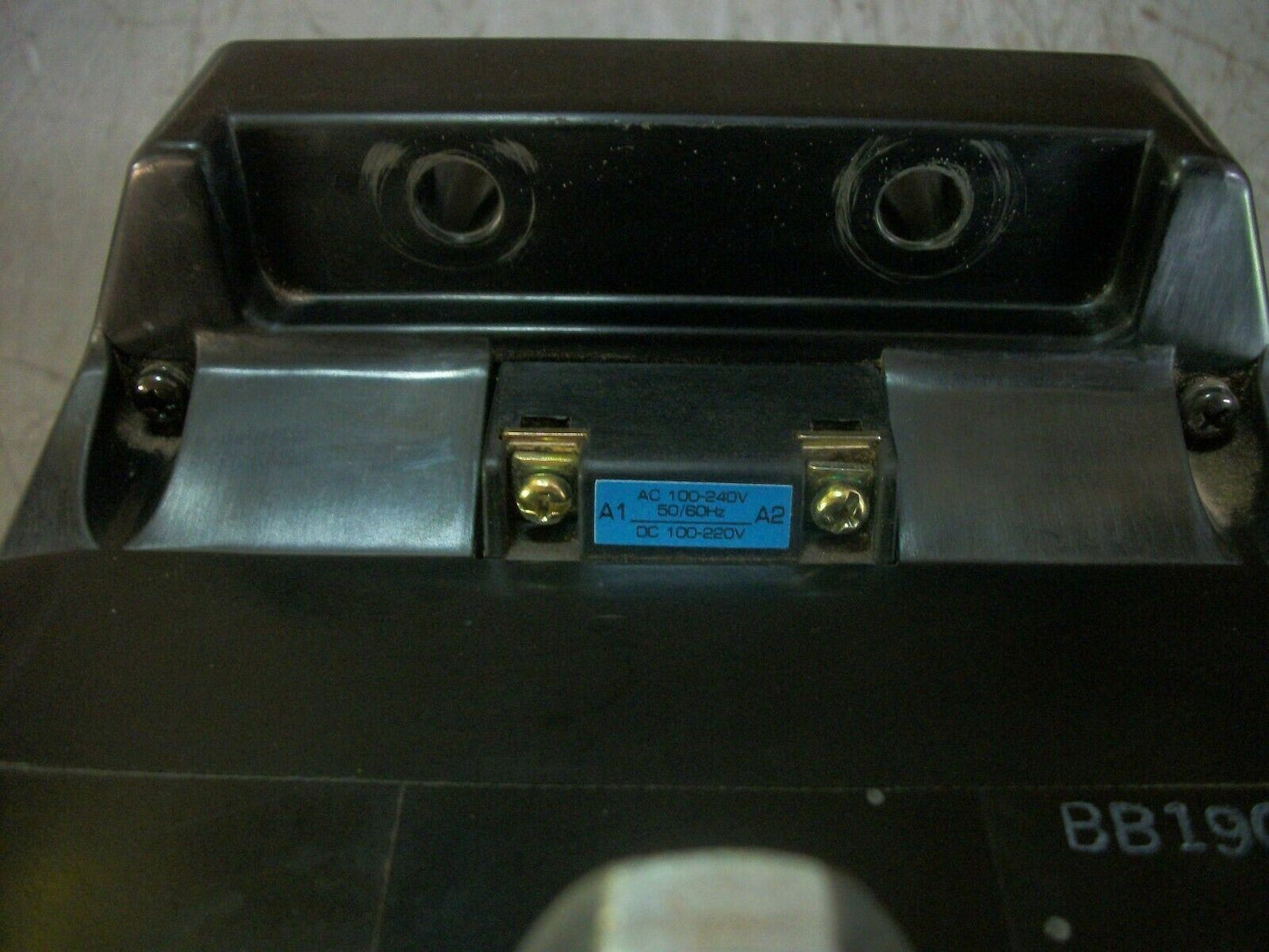 MITSUBISHI CONTACTOR C300A-E 280AMP 240VCOIL 3PH 600V 200HP