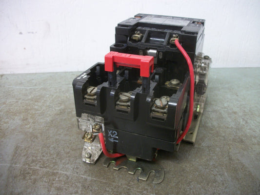 SQUARE D SIZE 1 MOTOR STARTER 8536SCO3 600VCOIL 3PH 600V 10HP NOB