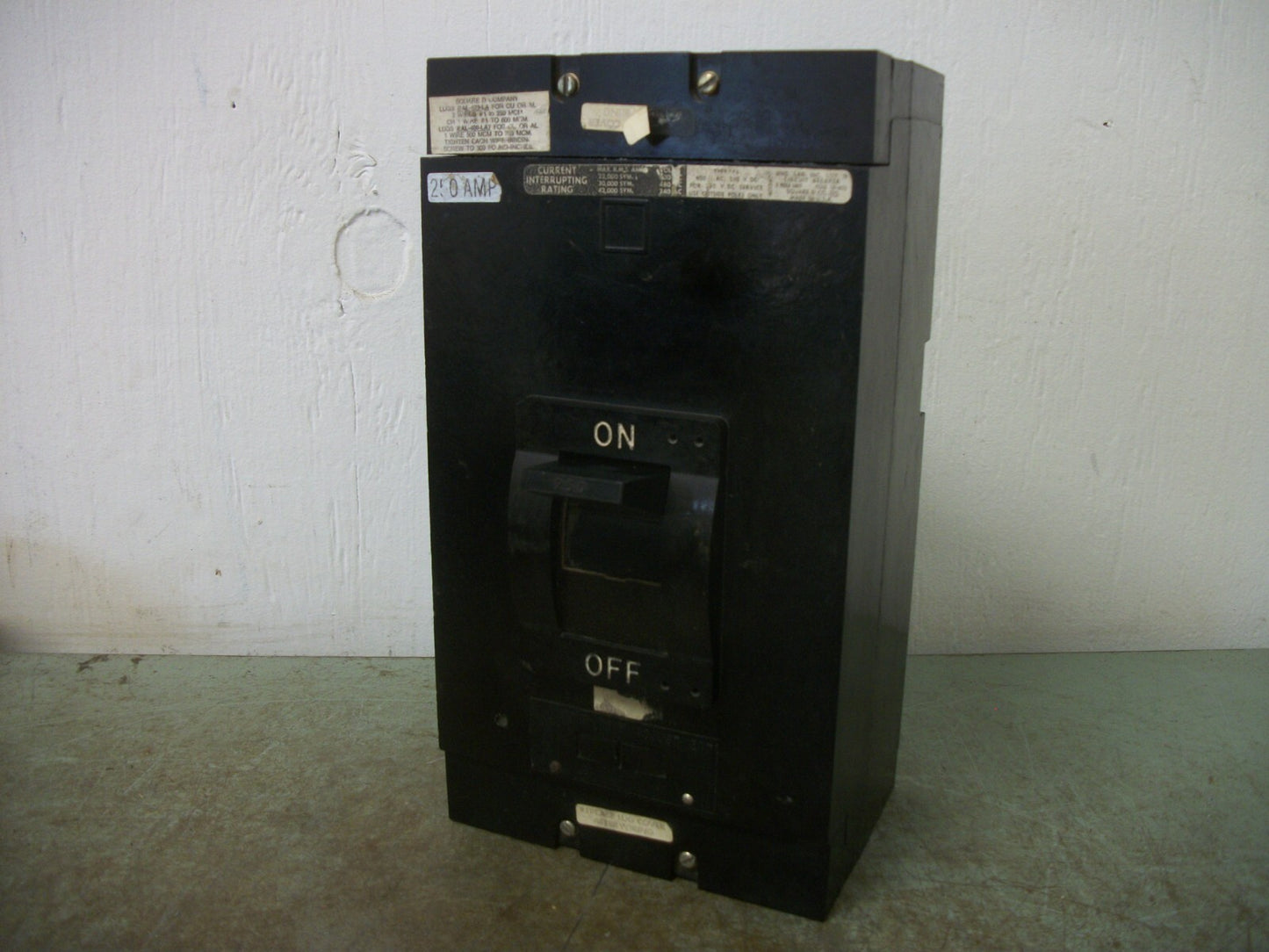 SQUARE D LAL CIRCUIT BREAKER LAL36250 250AMP 600VOLT 3POLE BLACK