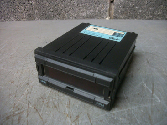 FEMA ELECTRONICA 96447 RPM DIGITAL LED PANEL METER MAG-45-30-1