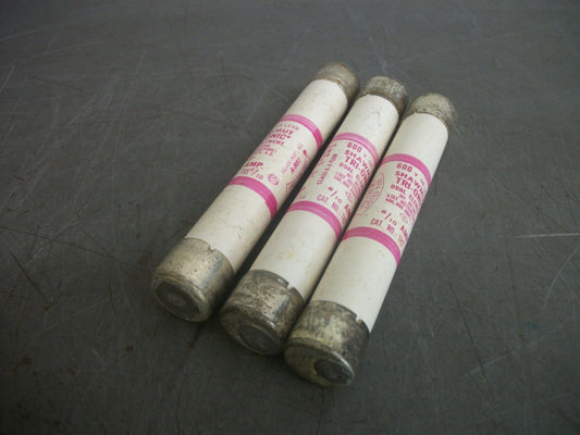 GOULD SHAWMUT LOT OF 3 TRI-ONIC FUSES TRS8/10 8/10AMP 600VOLT NOB