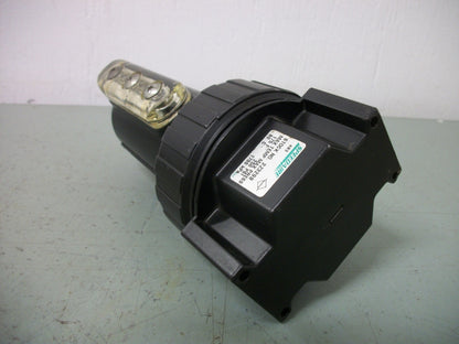 SPEEDAIRE PNEUMATIC REGULATOR FILTER 2Z329B 250PSI NOB