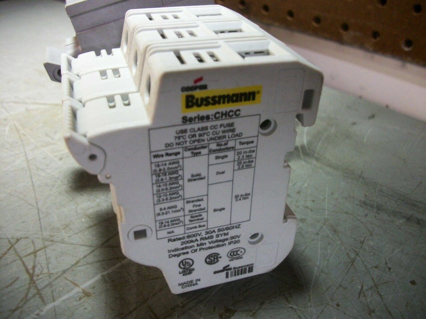 LOT OF 4 BUSSMANN FUSEHOLDERS CHCC CHM1 30AMP 600VOLT