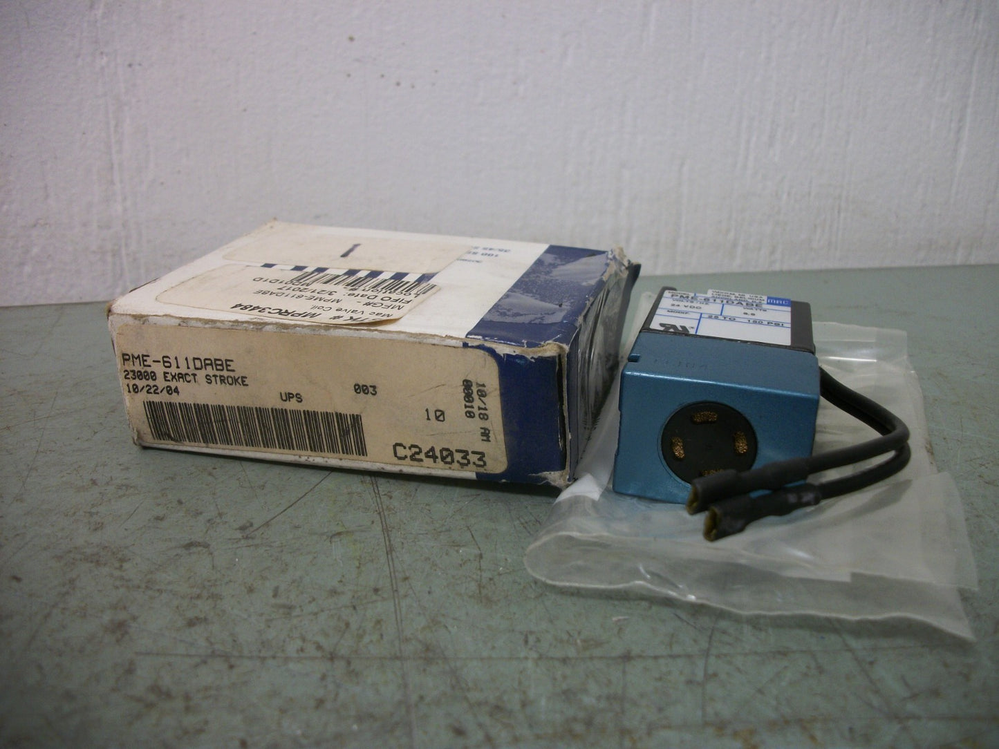 MAC SOLENOID VALVE PME-611DABE 24VCOIL 8.6W 25-150PSI NIB