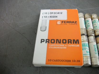 TELEMECANIQUE FERRAZ-SHAWMUT BOX OF 10 10X38 FUSES DF2CA12 12AMP 500VOLT NIB